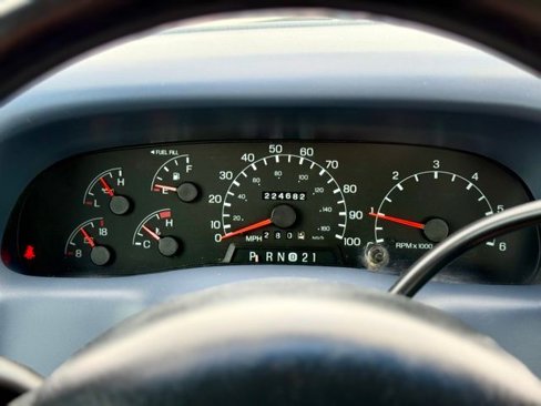 Used 1999 Ford F250 Lariat image 26