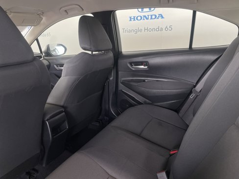 Used 2021 Toyota Corolla LE image 16