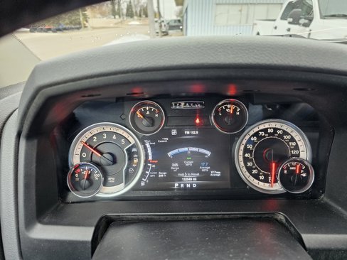 Used 2015 RAM 1500 Outdoorsman image 13