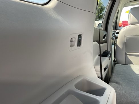 Used 2019 GMC Acadia SLT image 27