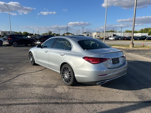 Used 2022 Mercedes-Benz C 300 4MATIC Sedan image 4