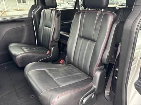 Used 2018 Dodge Grand Caravan GT image 15