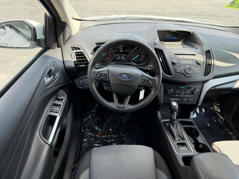 Used 2017 Ford Escape SE image 15
