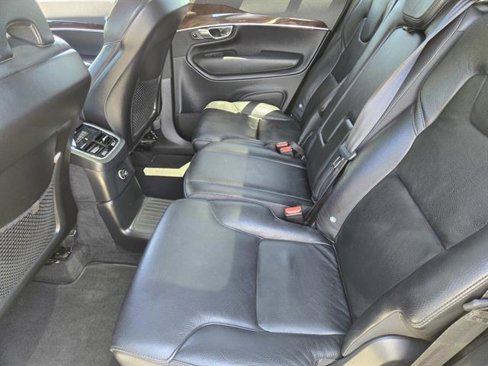 Used 2019 Volvo XC90 T8 Momentum w/ Protection Package image 11