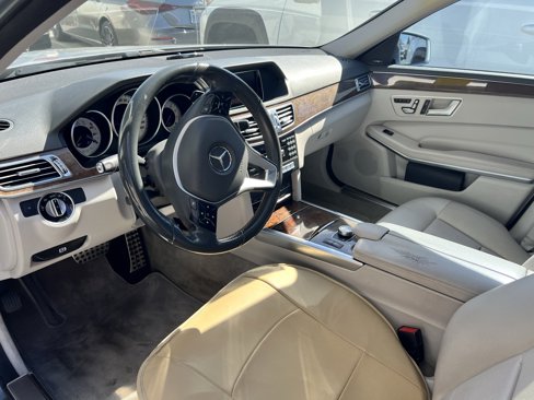 Used 2014 Mercedes-Benz E 350 Sedan image 3
