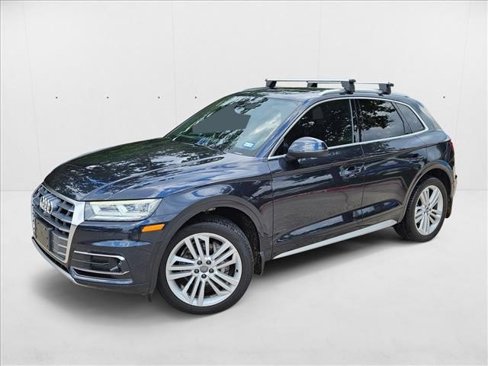Used 2019 Audi Q5 Prestige w/ Prestige Package image 1