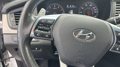 Used 2018 Hyundai Sonata Sport w/ Tech Package 05 image 17