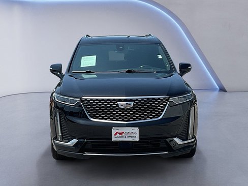 Used 2021 Cadillac XT6 Premium Luxury w/ Platinum Package image 8