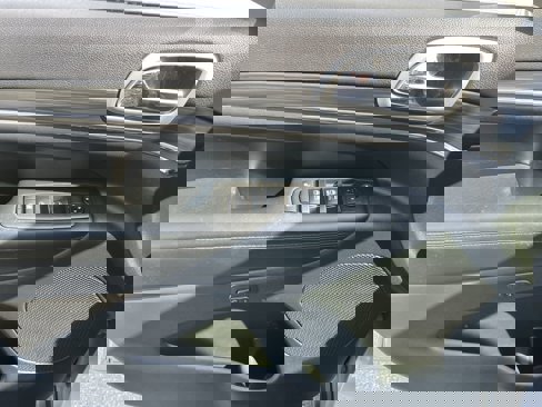 Used 2019 Jeep Grand Cherokee Limited image 29