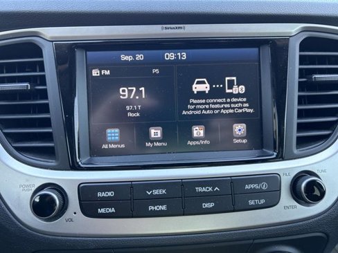 Used 2022 Hyundai Accent SEL image 10