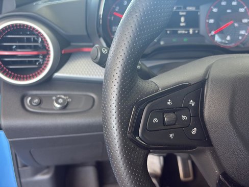 Used 2024 Chevrolet Trax RS w/ Driver Confidence Package image 17