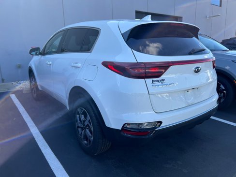 Used 2020 Kia Sportage LX image 4