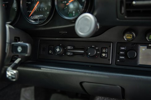 Used 1992 Porsche 911 Carrera image 38