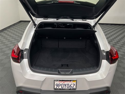 Used 2025 Lexus UX 300h FWD image 8