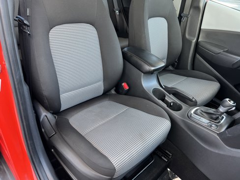 Used 2020 Hyundai Kona SE image 24