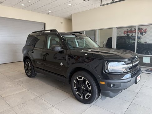 Used 2022 Ford Bronco Sport Outer Banks w/ Tech Package image 3