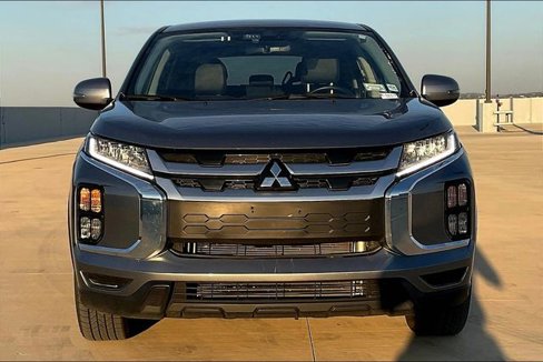 Used 2024 Mitsubishi Outlander Sport SE image 2