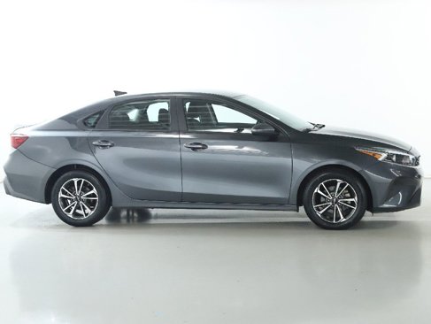 Used 2023 Kia Forte LXS image 11