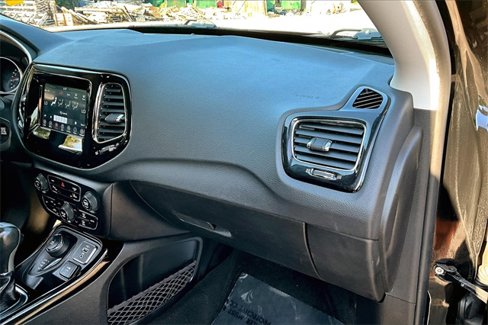 Used 2019 Jeep Compass Altitude image 26