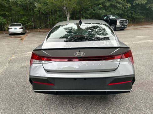 Certified 2025 Hyundai Elantra Sport image 5