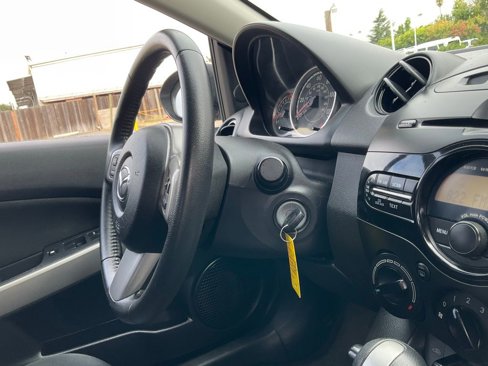 Used 2013 MAZDA MAZDA2 Touring image 62