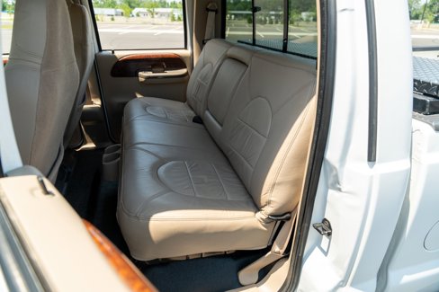 Used 2000 Ford F350 Lariat image 35