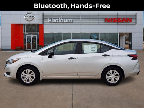 New 2025 Nissan Versa S image 3