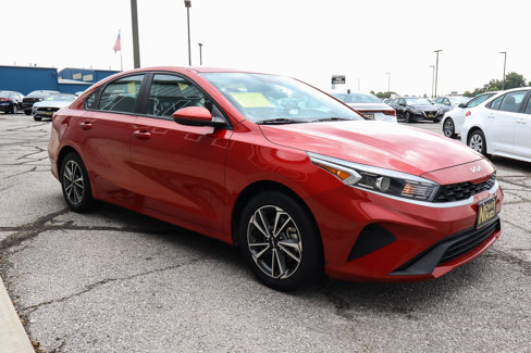 Used 2023 Kia Forte LXS image 3