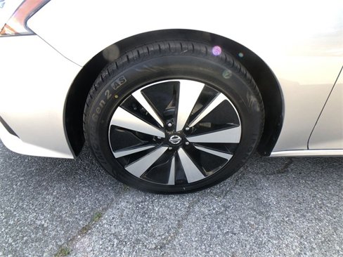Used 2021 Nissan Altima 2.5 SV image 10