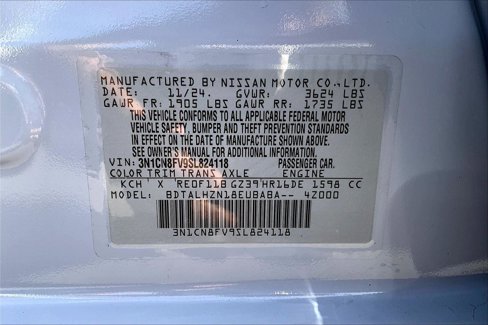 New 2025 Nissan Versa SR w/ Trunk Package image 23