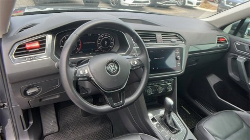 Used 2019 Volkswagen Tiguan SEL Premium R-Line image 24