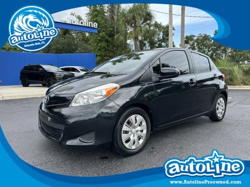 Used 2012 Toyota Yaris L image 1
