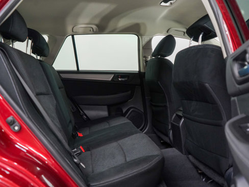 Used 2017 Subaru Outback 2.5i Premium image 11