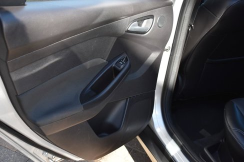 Used 2014 Ford Focus Titanium image 33