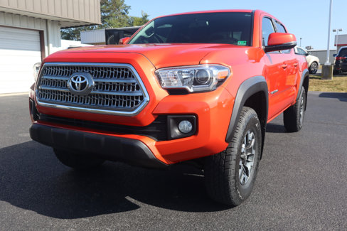 Used 2016 Toyota Tacoma TRD Off-Road image 22
