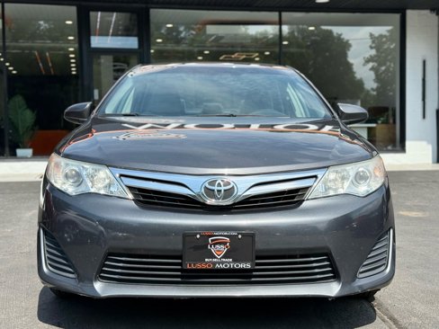 Used 2012 Toyota Camry L image 25
