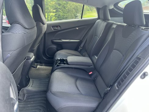 Used 2017 Toyota Prius Prime Plus image 11