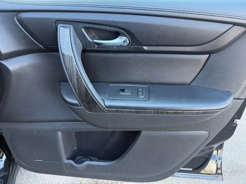 Used 2016 GMC Acadia SLT image 20