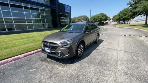 Used 2023 Subaru Outback Premium w/ Tech Package 1 image 2