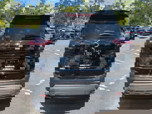 Used 2022 Nissan Rogue SV image 5