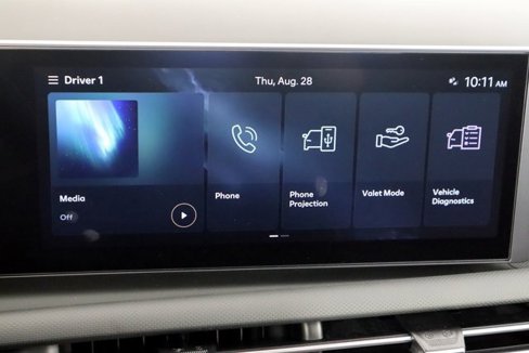 Used 2025 Hyundai Santa Cruz SE image 24
