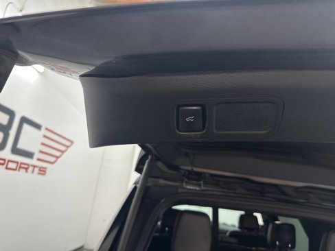 Used 2018 Ford Expedition XLT w/ Equipment Group 202A image 16