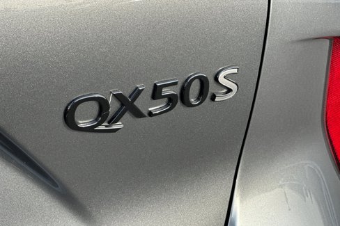 New 2025 INFINITI QX50 Sport image 30