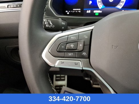 Used 2023 Volkswagen Tiguan SE R-Line image 26