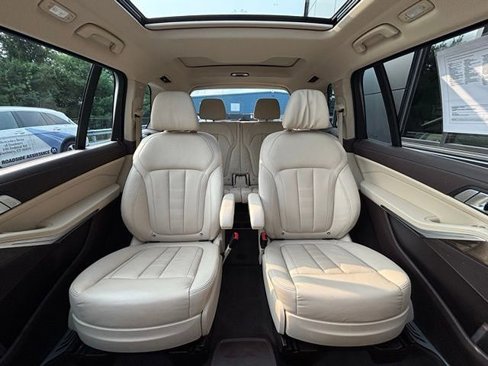 Used 2019 BMW X7 xDrive40i w/ Cold Weather Package image 44