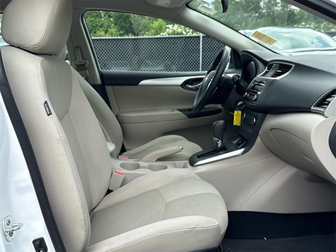 Used 2017 Nissan Sentra S image 10