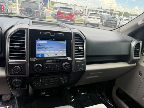 Used 2016 Ford F150 XLT w/ Equipment Group 302A Luxury image 12