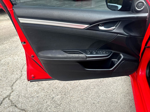 Used 2018 Honda Civic EX image 6
