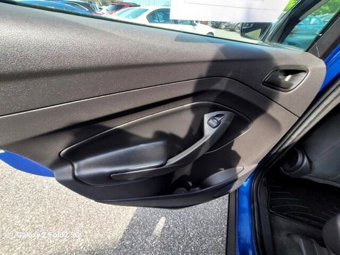 Used 2017 Ford Escape S image 11
