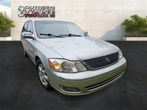 Used 2000 Toyota Avalon XLS image 4
